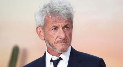 Sean Penn recibe un Óscar simbólico en Ucrania hecho con un vagón de tren dañado por Rusia