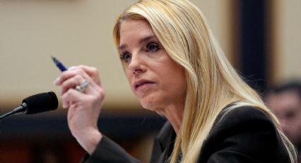 Citan a Pam Bondi a comparecer ante el Congreso de EU por la investigación sobre Epstein