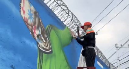 Pintan mural de Cristiano Ronaldo con playera de México en las inmediaciones del Estadio Azteca: “Aunque sea que la gente lo vea aquí”