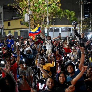 Venezolanos salen a las calles para celebrar título en Clásico Mundial de Beisbol