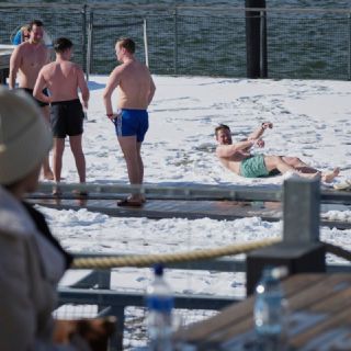 Las redes sociales han disminuido la felicidad en el mundo; México pasa de la posición 10 a la 12