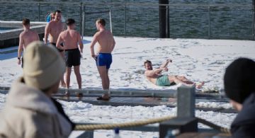 Las redes sociales han disminuido la felicidad en el mundo; México pasa de la posición 10 a la 12