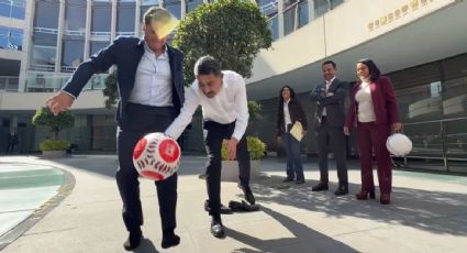 Entre el "plan B" de la reforma electoral y el Mundial, senadores tiran “pases” con un balón