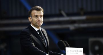 "No dudaré en utilizar las armas para proteger nuestros intereses vitales": Macron