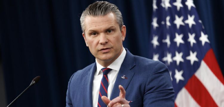 "El régimen ha cambiado": Pete Hegseth asegura que ataques en Irán no serán interminables
