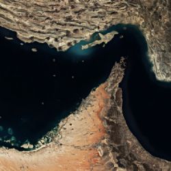 Irán asegura que plan propuesto a Trump contempla el control total sobre el estrecho de Ormuz