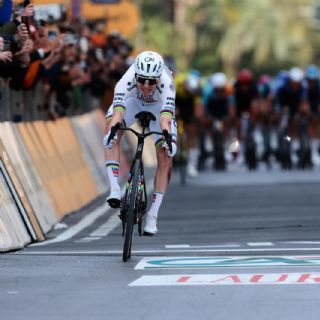 Pogacar gana la Milán San Remo con apoyo de Isaac del Toro y su equipo