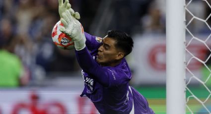 En estado de gracia: El 'Tala' Rangel ataja un penalti de último segundo y Chivas gana milagrosamente a Rayados