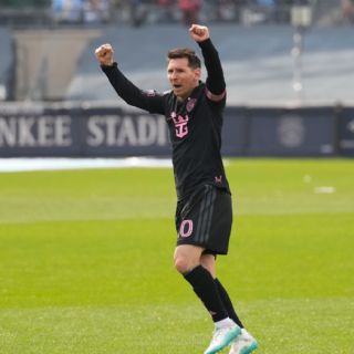 ¡Especialista! Messi anota de tiro libre y supera al rey Pelé en goles a balón parado