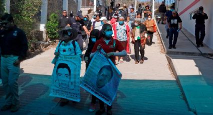 Continúa búsqueda de los 43 de Ayotzinapa: encuentran restos en funeraria asegurada de Iguala