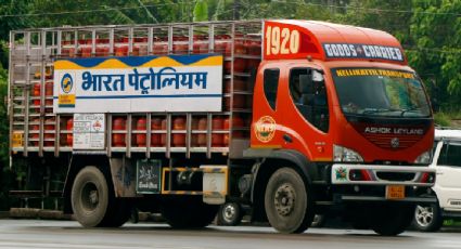 Implementan redadas en India para evitar el acaparamiento de gas ante la crisis por bloqueo en Ormuz