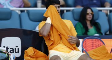 “No puedo más, me quiero ir a casa": Carlos Alcaraz truena en el Masters de Miami y es eliminado