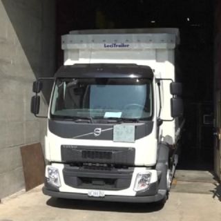 Científicos del CERN sacan a la antimateria a "dar la vuelta" en un camión