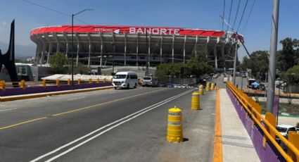 Estadio Azteca: entre el caos, martillazos, protestas y una fachada falsa alista su reapertura