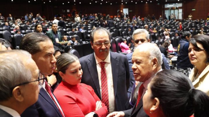 “Ustedes tranquilos, en la mesa se resuelven las cosas”, afirma dirigente del PT a diputados tras votación del "plan B"