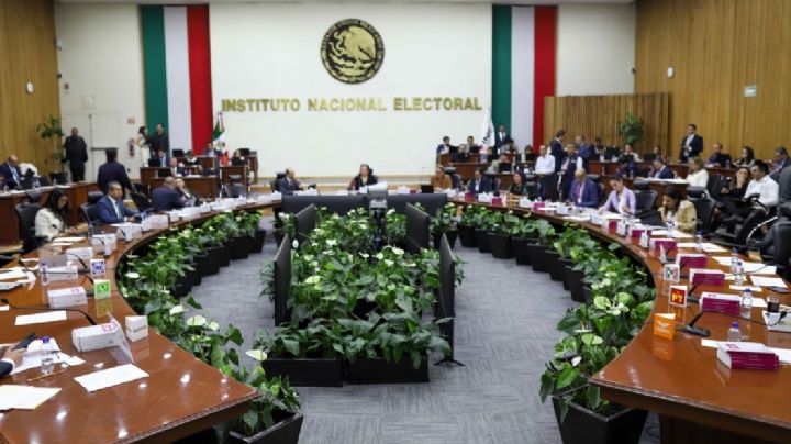 Secundan consejeros del INE rechazo en el “plan B” a la revocación de mandato en 2027