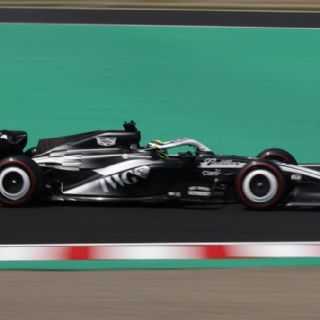 Checo Pérez mejora su tiempo, pero vuelve a quedar en el lugar 20 en la práctica 3 del GP de Japón