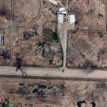 Israel y EU atacan las dos principales siderúrgicas de Irán a un mes del conflicto