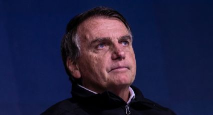 Sale del hospital el expresidente brasileño Jair Bolsonaro tras dos semanas; comienza 90 días de prisión domiciliaria