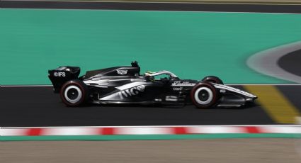 Checo Pérez mejora su tiempo, pero vuelve a quedar en vigésimo lugar en la tercera práctica del GP de Japón