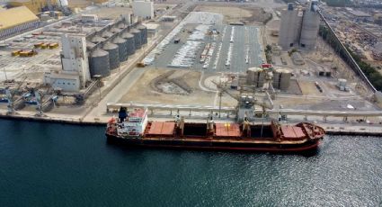 Irán afirma que atacó un buque de apoyo de Estados Unidos en Omán