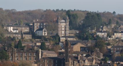 Sujeto atropella una multitud en Inglaterra; hay siete personas con heridas graves