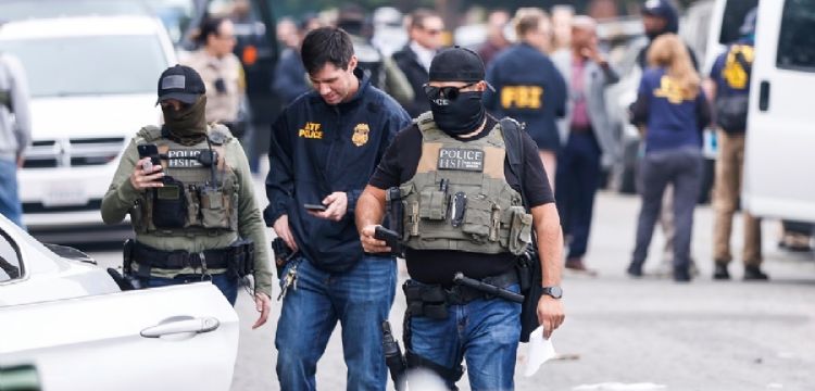 Agentes del ICE deberán hacer redadas con el rostro descubierto en Denver