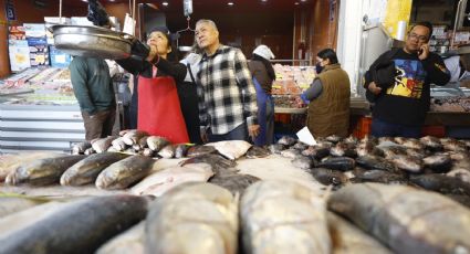 Mexicanos apuestan por los mercados locales para hacer frente a la inflación en Semana Santa