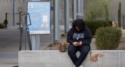 Gobierno de EU actuó ilegalmente y deberá restablecer estatus legal a migrantes que usaron app de la era Biden, afirma jueza