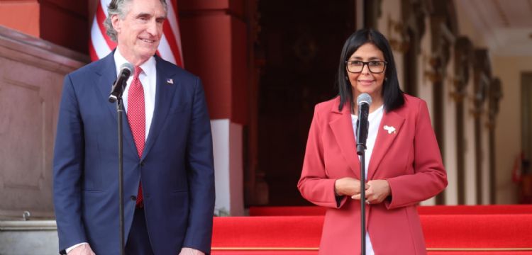 Delcy Rodríguez asegura que Venezuela retomó relaciones diplomáticas con EU “por inteligencia”