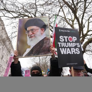 Inteligencia de EU considera "improbable" un cambio de régimen en Irán: Washington Post