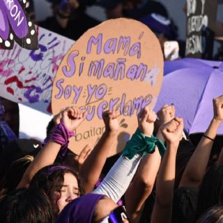 Marea morada rumbo al 8M: madres de víctimas de feminicidio encabezarán la marcha en CDMX