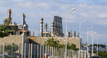 Detienen a hombre que disparó en inmediaciones de la refinería Olmeca en Tabasco; le aseguran armas, municiones y drogas