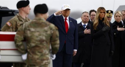 Trump recibe los cuerpos de seis soldados muertos en ataque iraní con dron en Kuwait