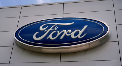 Ford llama a revisión a 1.74 millones de vehículos en EU por fallas en cámaras de reversa