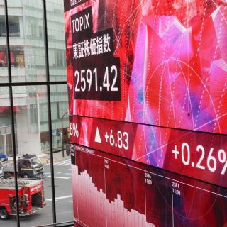 Nikkei se desploma casi un 7% ante el conflicto en Medio Oriente
