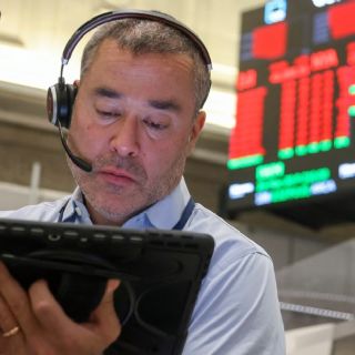 Caídas en los mercados: Wall Street abre en rojo mientras repunta el precio del crudo