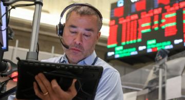 Caídas en los mercados: Wall Street abre en rojo mientras repunta el precio del crudo