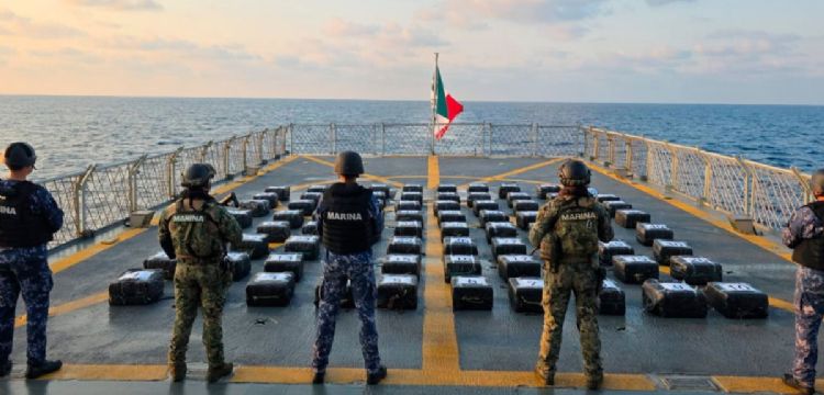 Marina incauta más de dos toneladas de cocaína en un operativo en el Pacífico mexicano