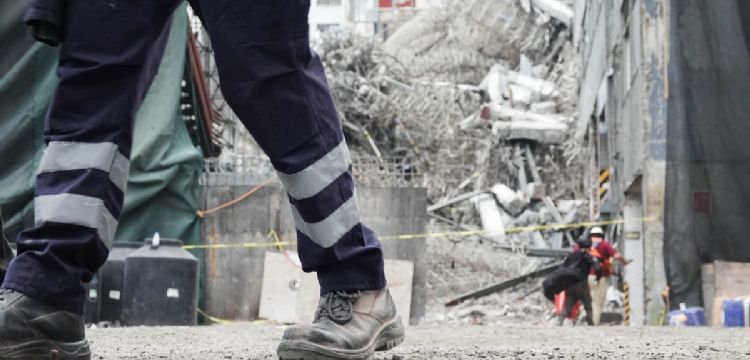 Derrumbe en CDMX: autoridades afirman que será difícil encontrar vivos a dos trabajadores atrapados