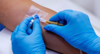 Mueren padre e hijo en Sonora tras recibir suero intravenoso; fiscalía inicia investigación