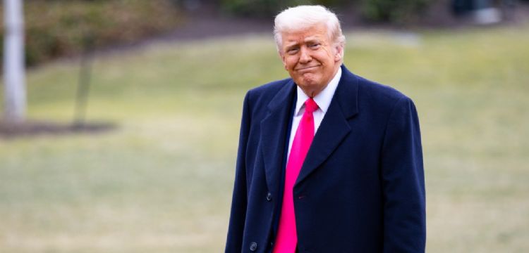 Trump asegura que el bloqueo en el estrecho de Ormuz es necesario para alcanzar un acuerdo