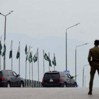 Tensión en negociaciones: diálogo directo se estanca en Pakistán por exigencias previas de Irán