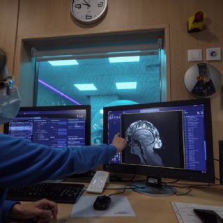 El rápido crecimiento del mal de Parkinson en México afectará en forma distinta a hombres y mujeres