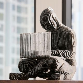 NYT identifica a Adam Back como Satoshi Nakamoto, creador de Bitcoin; él niega la relación