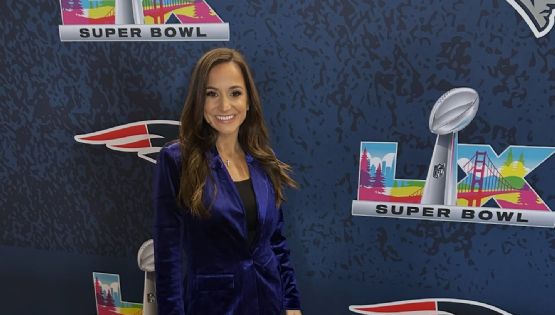 Reportan que la periodista exhibida en fotos con el coach de Patriots fue separada por el NY Times mientras hace una investigación