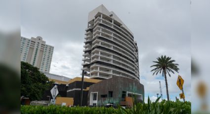 Demuelen icónico hotel de Miami: el Mandarin Oriental cae tras 25 años de su construcción