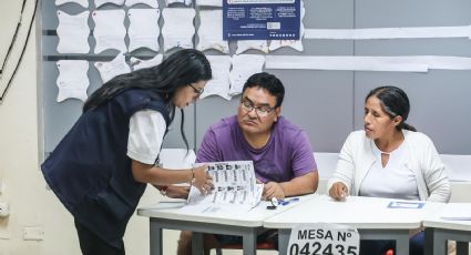 Cierran más de 10 mil centros de votación en Perú tras una jornada marcada por retrasos