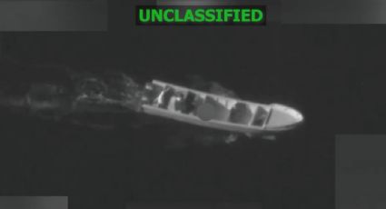 Mueren cinco personas tras el ataque de EU contra dos lanchas en el Pacífico; buscan a sobreviviente