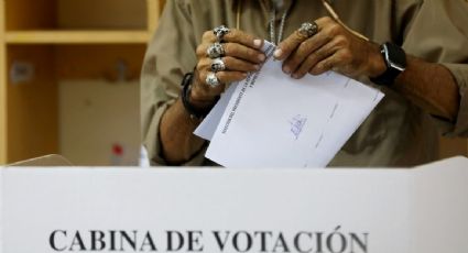 Conservadores lideran el conteo de las elecciones presidenciales de Perú